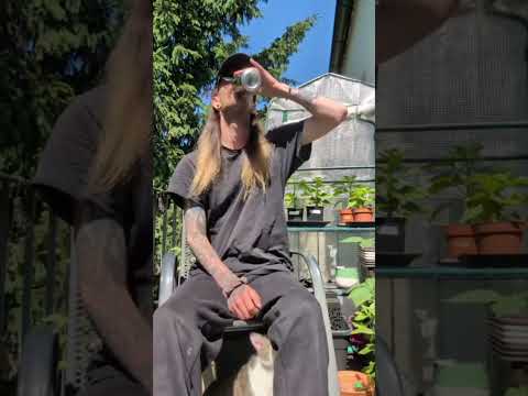 Wake and bake in the sun ☀️🔥Premium Grinder @flowermillusa 💚#fyp #vibes #irl