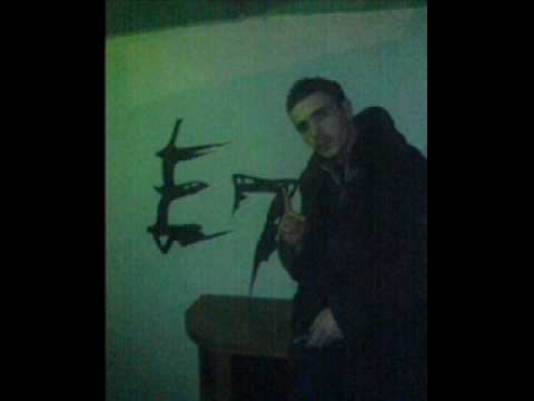 confident E7 - Un e  Di