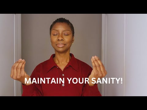 4 Tips For Surviving The Holiday Hustle and Bustle Without Losing Your Mind!