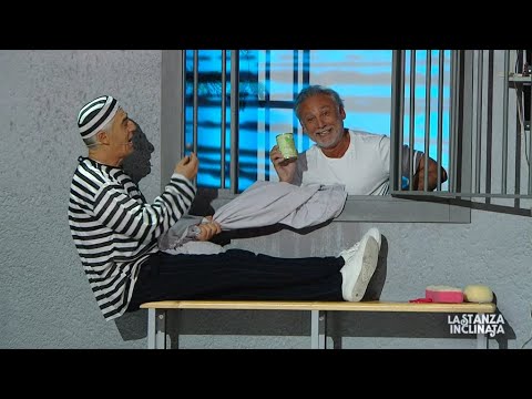 La stanza inclinata - Le evasioni - Stasera tutto è possibile 09/03/2021