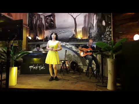 Thể hiện bởi Hoài Mỹ