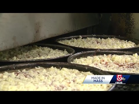 Made in Massachusetts: Cape Cod Cafe's frozen bar pizzas