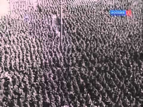 Parade of 60 000 German prisoners of war in the streets of Moscow  Under escort  1944