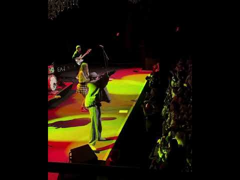 eaJ, salem ilese burn in live The Fillmore #salemilese #burn #eaj #concert #sanfrancisco