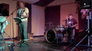 Video Fly away/štíhlá koza