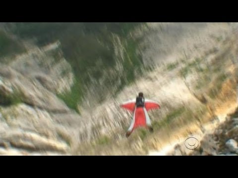 A dangerous stunt led to the death of two daredevils