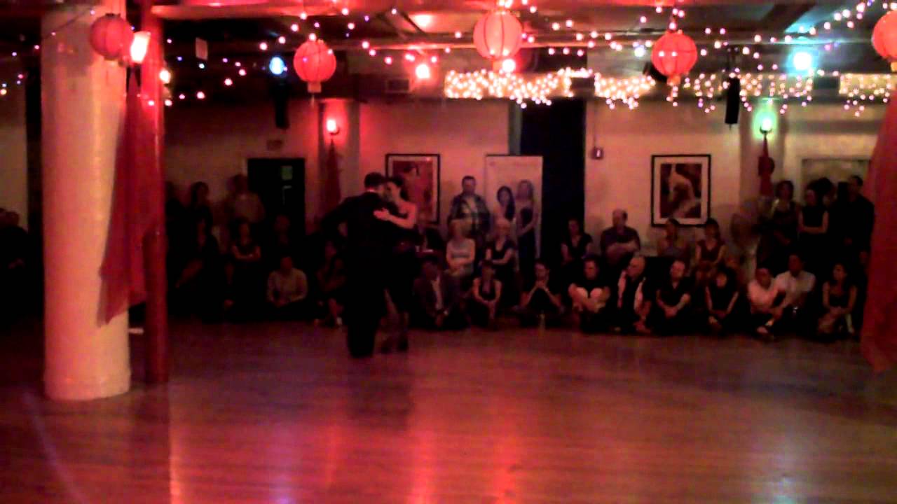 Argentine tango: Natasha Agudelo & Diego Benavidez - La Milonga de mis Tiempos