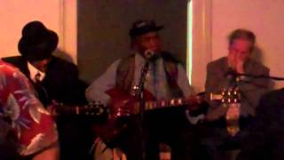 Honeyboy Edwards "Little Boy Blue" Matunuck, RI 10-9-2010