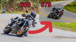 HORNET CARBURADA NA COLA DA DAYTONA 675-aquele role  com o bonde toque murcho (Vlog Stela & Silas)