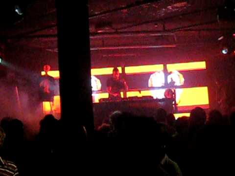 Dirty South @ Prince, Melbourne - Tweet It