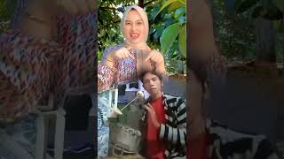 Download lagu Met a Widow, Became a Stepdad - Pantun Song #cakjelly #tundangtundangan #feedshorts mp3