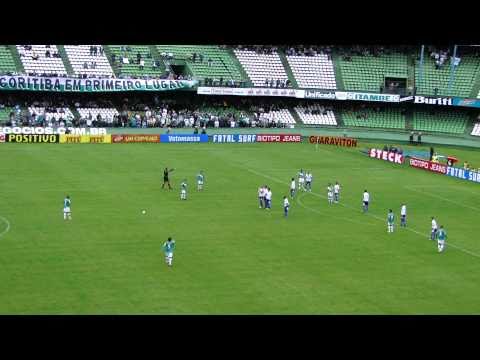 COXA VÍDEOS HD - Excelente cobrança de falta do Léo Gago - Coritiba 3 x 2 Santo André