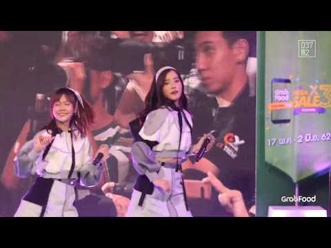 190517 BNK48 Juné - Koisuru Fortune Cookie @ GrabFood x StarvingTime Mega Sale Festival [4K 60P]