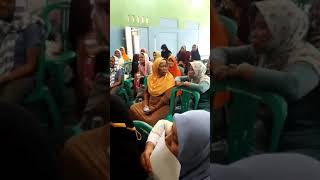 Download lagu Ibu-Ibu latah mp3