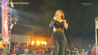 Download lagu Ayang Ayang Voc Niken Salindri MAYANGKORO ORIGINAL Live Ketanon Kedungwaru _ ABS AUDIO mp3