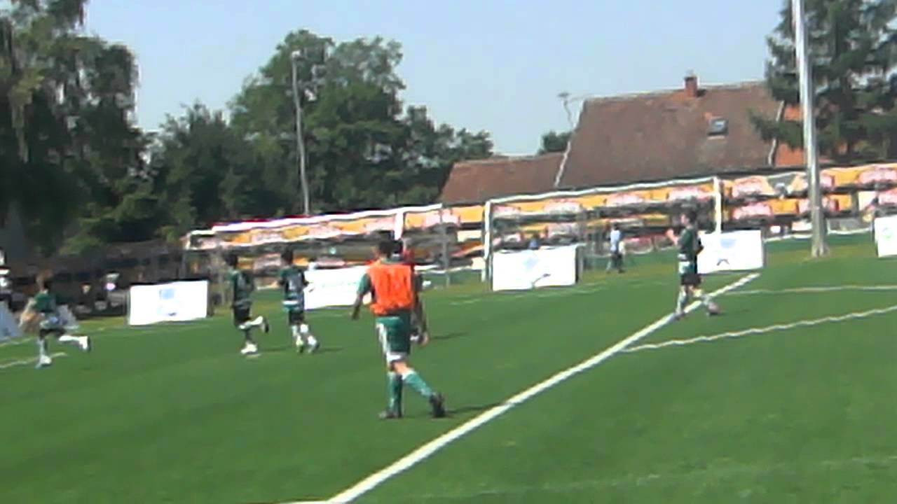Tomás Santos  