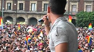 Christian Chavez - Libertad - Marcha Gay México 2012 - Zócalo