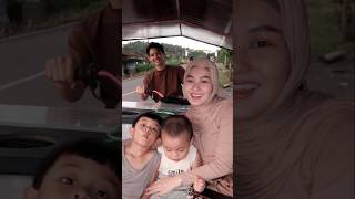 Download lagu PENAMPILAN BARU REY MBAYANG DAN DINDA HAUW BIKIN PANGLING #reymbayang #beritaartis #shorts mp3