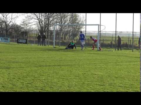 4 dec 2016 Schalkwijk 1 - UVV 1 com 3-2 Doelpunt Jonas