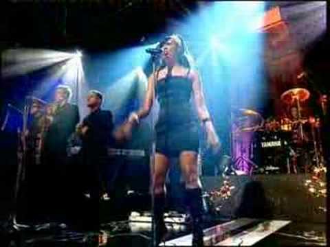 Beverley Knight - Ain't That A Lot of Love - Jools 110507