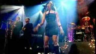 Beverley Knight - Ain't That A Lot of Love - Jools 110507