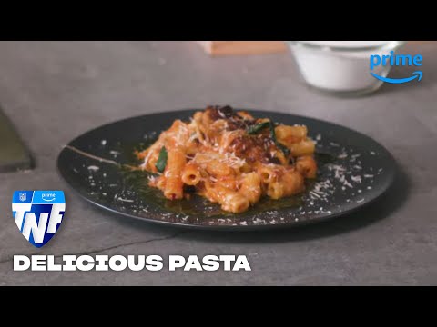 亞馬遜 Prime Video 的《匆匆廚房》教你煮焗烤斜管麵 (NFL Blitz: Hurry Up Kitchen with Action Bronson)