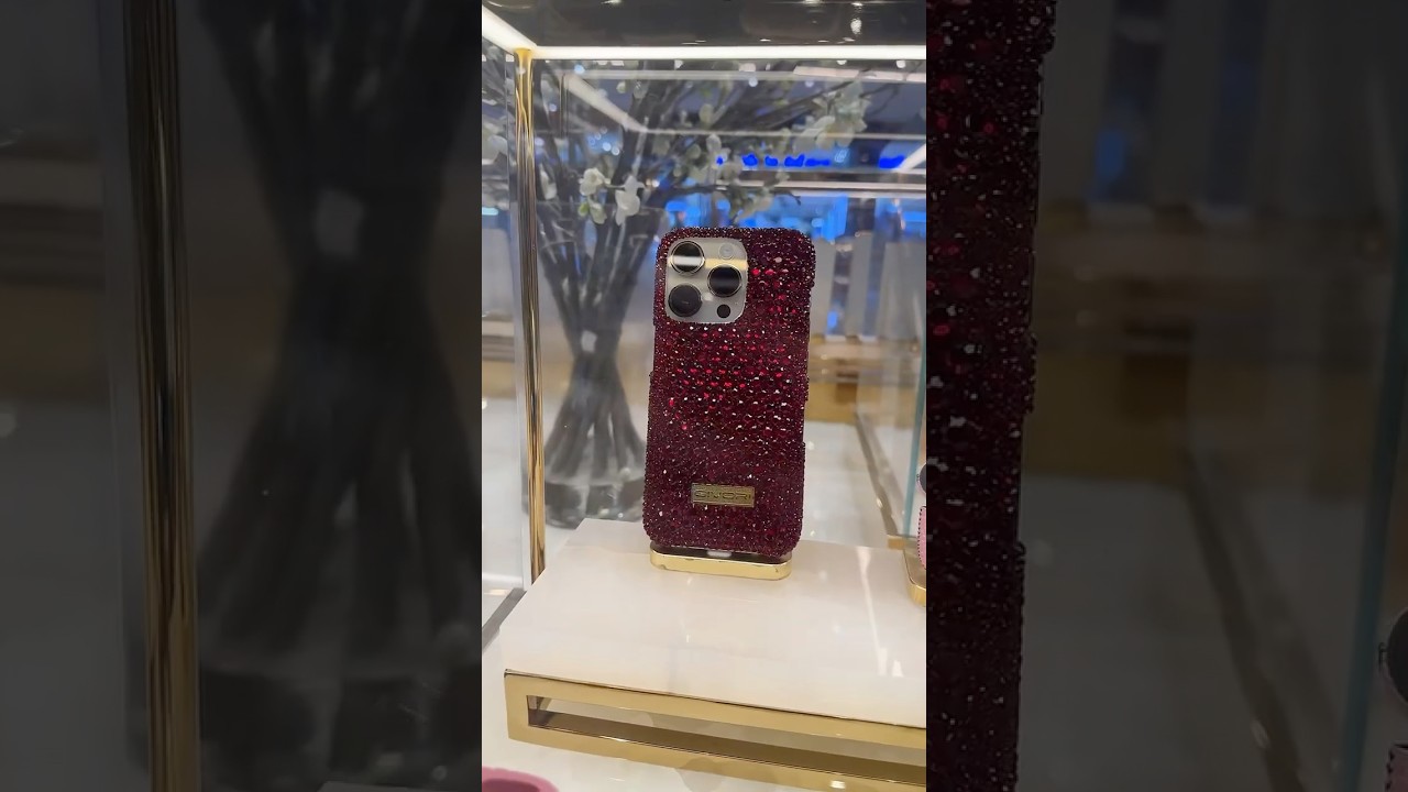 L’IPHONE DI SWAROVSKY!