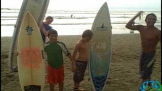 preview picture of video 'Green Iguana Surf Camp, Dominical, Costa Rica.'