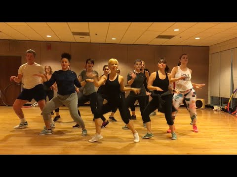 “THREE TO TANGO” by Pitbull - Dance Fitness Workout by Valeoclub