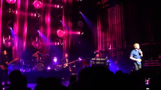 Mick Hucknall "Tell It Like It Is" Live @ AB