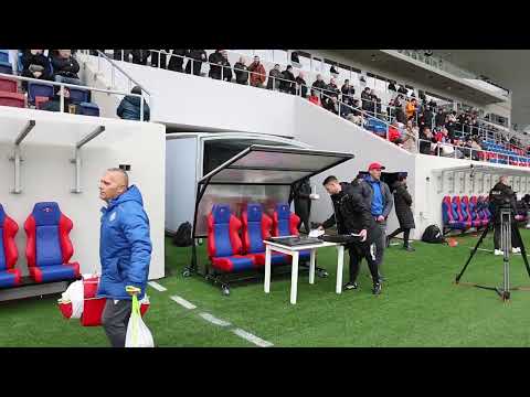 Szpari - Újpest: bevonultak a csapatok