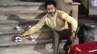 Sesame Street - One Of These Things - Fruit and Shoes (1969)