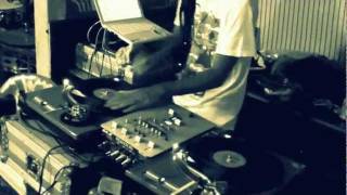 DJ Negrito - Performance no estúdio João de Barro