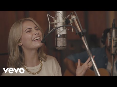 Tinne Oltmans - Verdrijf Me (Acoustic)
