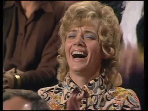 Dirch Passer som Frk Buck - Studieunderholdning med Otto Leisner