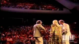 Peter, Paul and Mary - If I Had A Hammer (25th Anniversary Concert)
