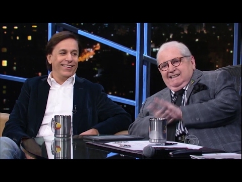 Jô Soares entrevista Tom Cavalcante que faz imitações hilárias Pra Rolar de Rir KKKK