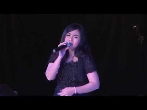 Ervina Simarmata Sio Mama