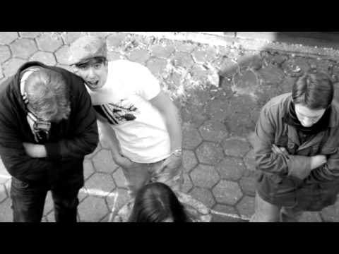 Tommy Klapper - Stück für Stück verrückt (In)Official Video