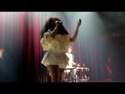 MC Tha - Valente Ao Vivo Na Casa Natura 28.09.2019