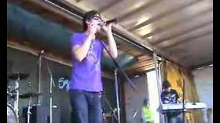 Dean Geyer @ Devonport Show Singing &#39;IDWW&#39;