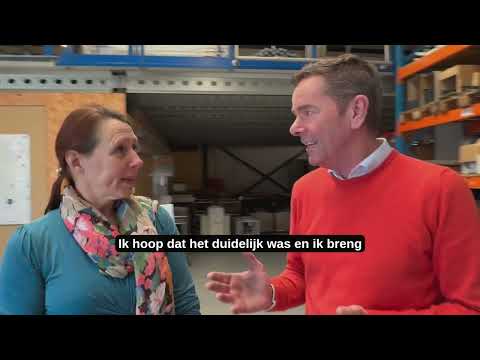 Demonstratie brancards Hesselmans uitvaartbenodigdheden