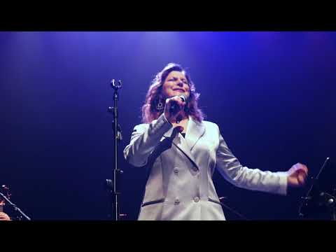 Orquestra Jazz de Leiria + Fay Claassen - "Blackbird"