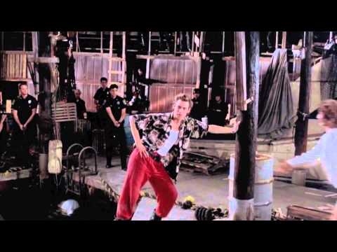 Ace Ventura: Pet Detective (9/10) Best Movie Quote - Quick Decision! (1994)