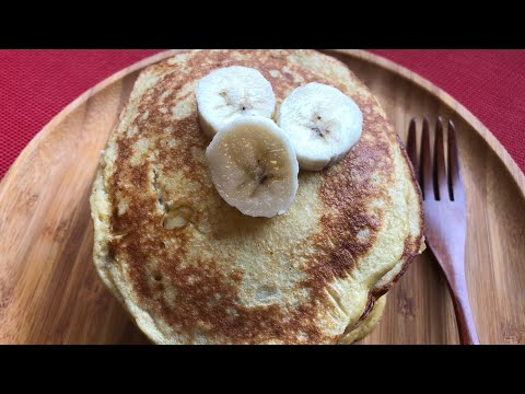 Coconut flour Banana Pancakes / Low Carb Recipe