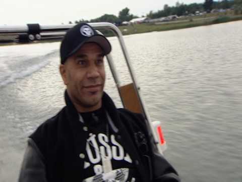 INTO THE NIGHT WITH GOLDIE & SKREAM / "DURCH DIE NACHT MIT"