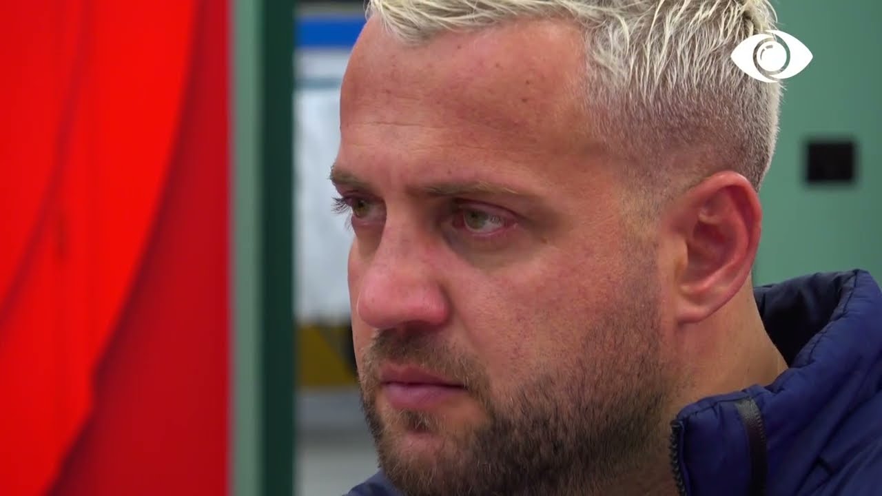 Rri me këta dramat/Luizi bisedon me Efin