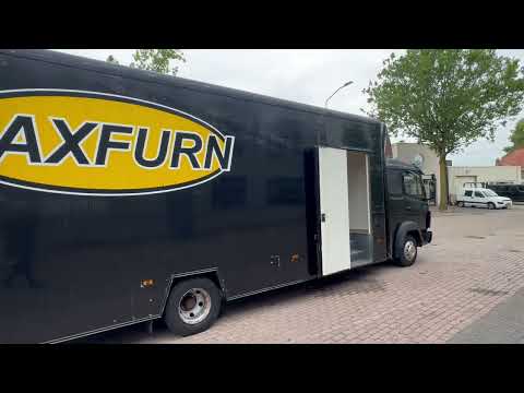 Mercedes-Benz video miniatura