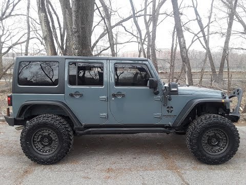 Black Rhino Armory wheels on Jeep JK