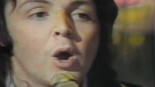 Paul McCartney &amp; Wings - Little Woman Love-C Moon (Original Video)